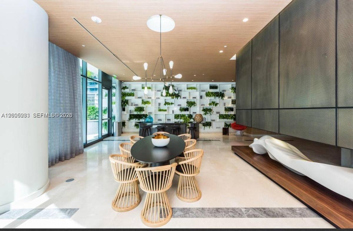 Apartment for rent at 55 SW 9th St #2604, Miami, FL 33130