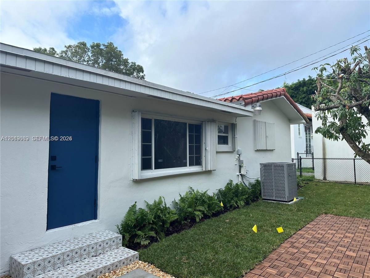 House for rent at 517 Navarre Ave, Miami, FL 33134