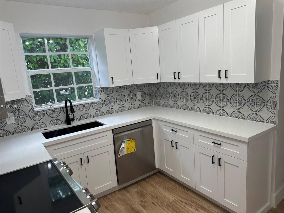 House for rent at 517 Navarre Ave, Miami, FL 33134