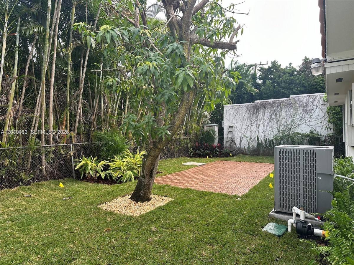 House for rent at 517 Navarre Ave, Miami, FL 33134