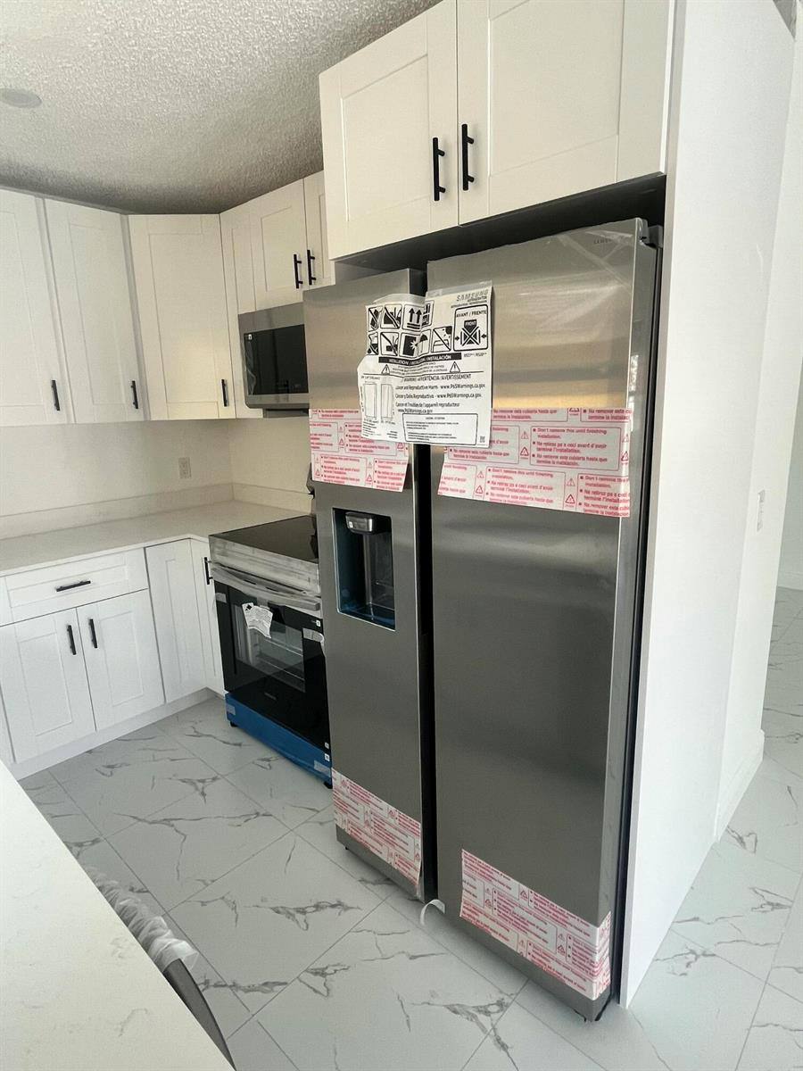 House for rent at 2747 Summit Blvd, West Palm Beach, FL 33406