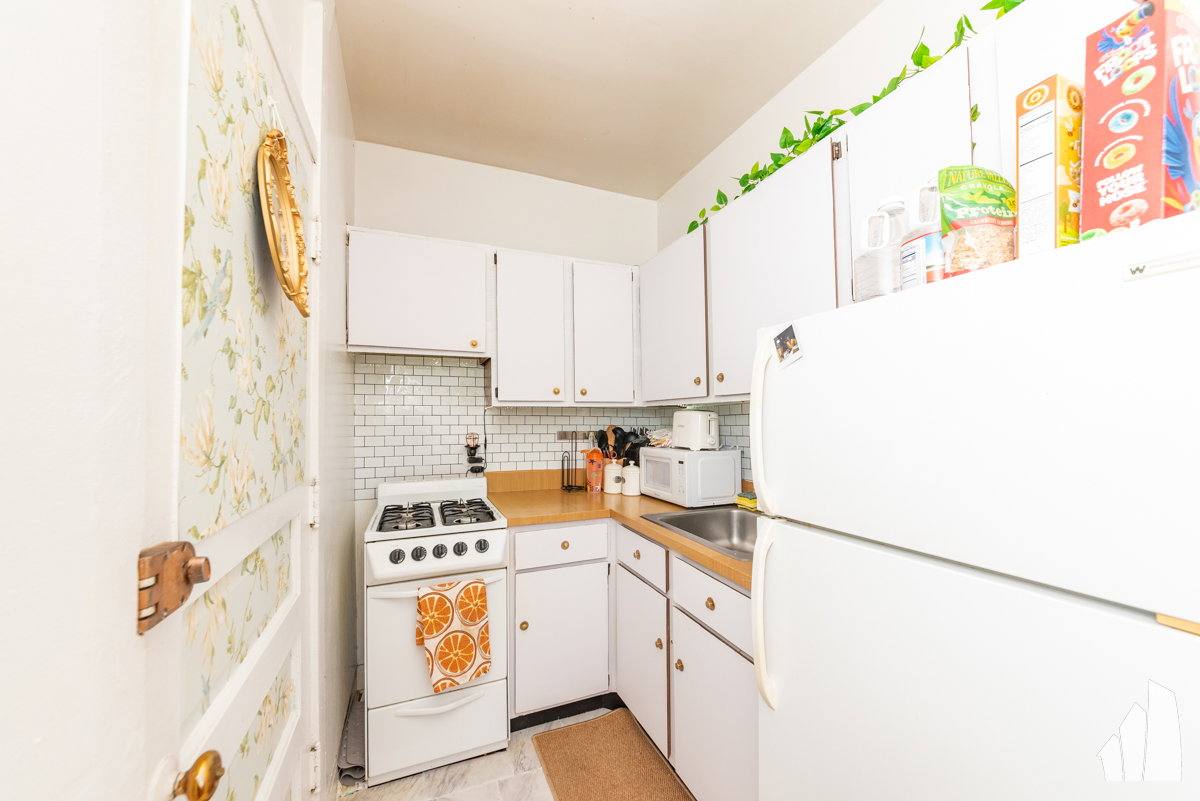 3024 N Halsted St #30-3B, Chicago, IL 60657 - Apartment for Rent - Image 4