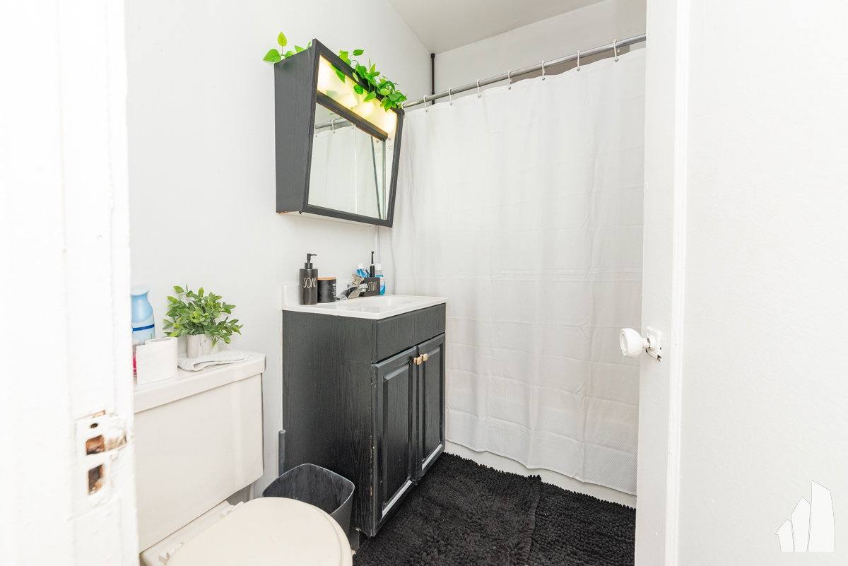 3024 N Halsted St #30-3B, Chicago, IL 60657 - Apartment for Rent - Image 10