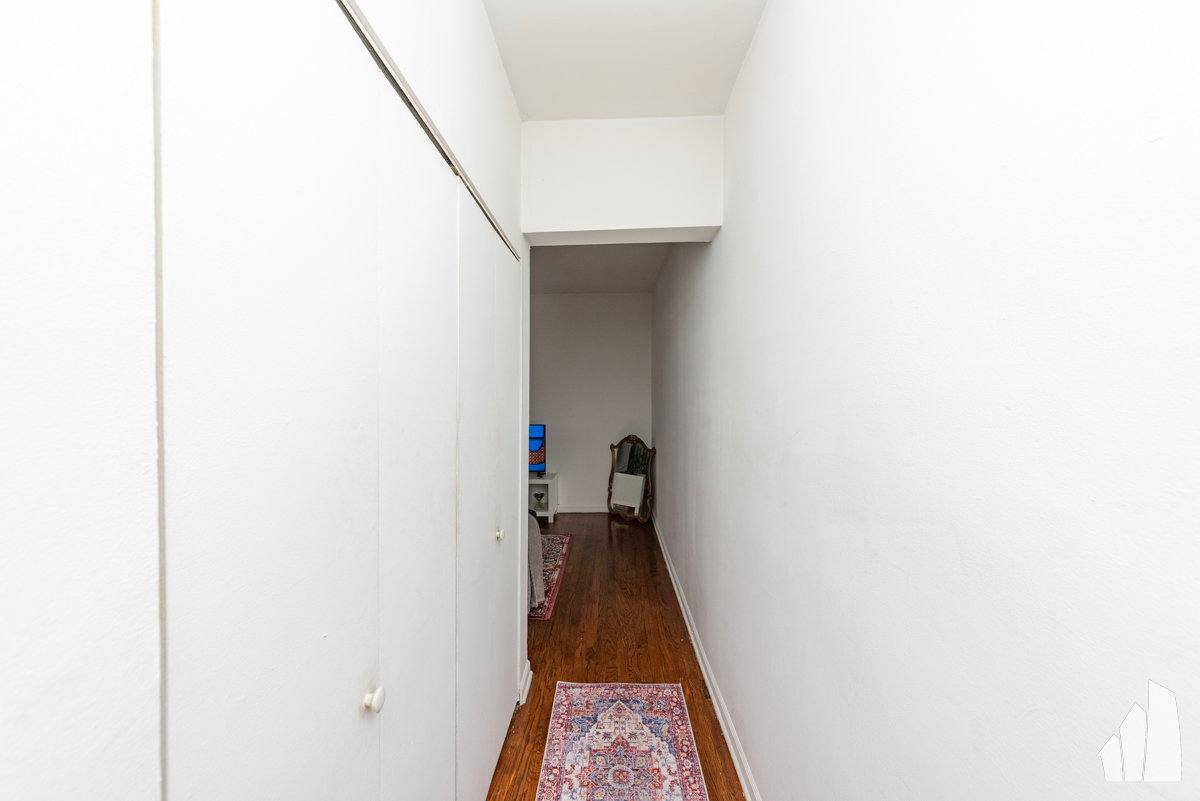 3024 N Halsted St #30-3B, Chicago, IL 60657 - Apartment for Rent - Image 9