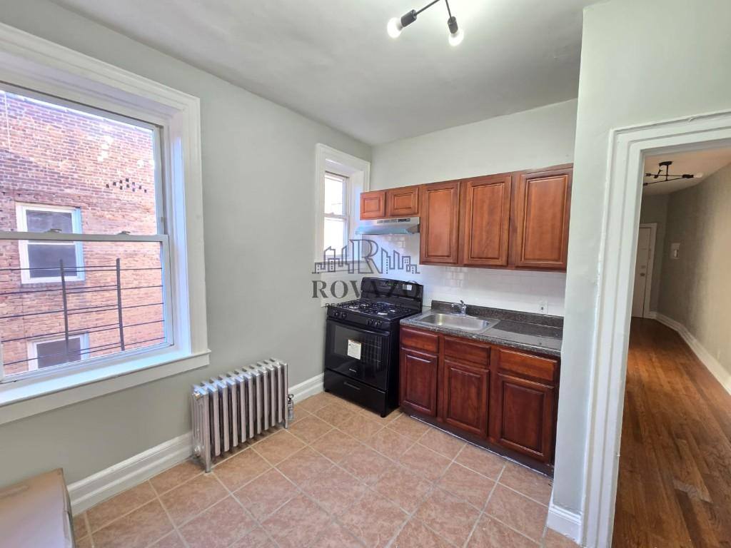 Apartment for rent at 404 Union Ave #102, Irvington, NJ 07111