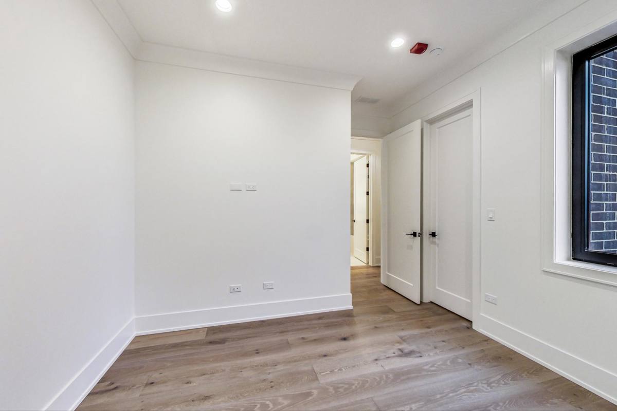 Condo for rent at 4920 N Lincoln Ave #3N, Chicago, IL 60625