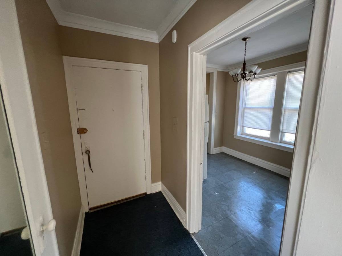 Apartment for rent at 4666 N Spaulding Ave #3F, Chicago, IL 60625