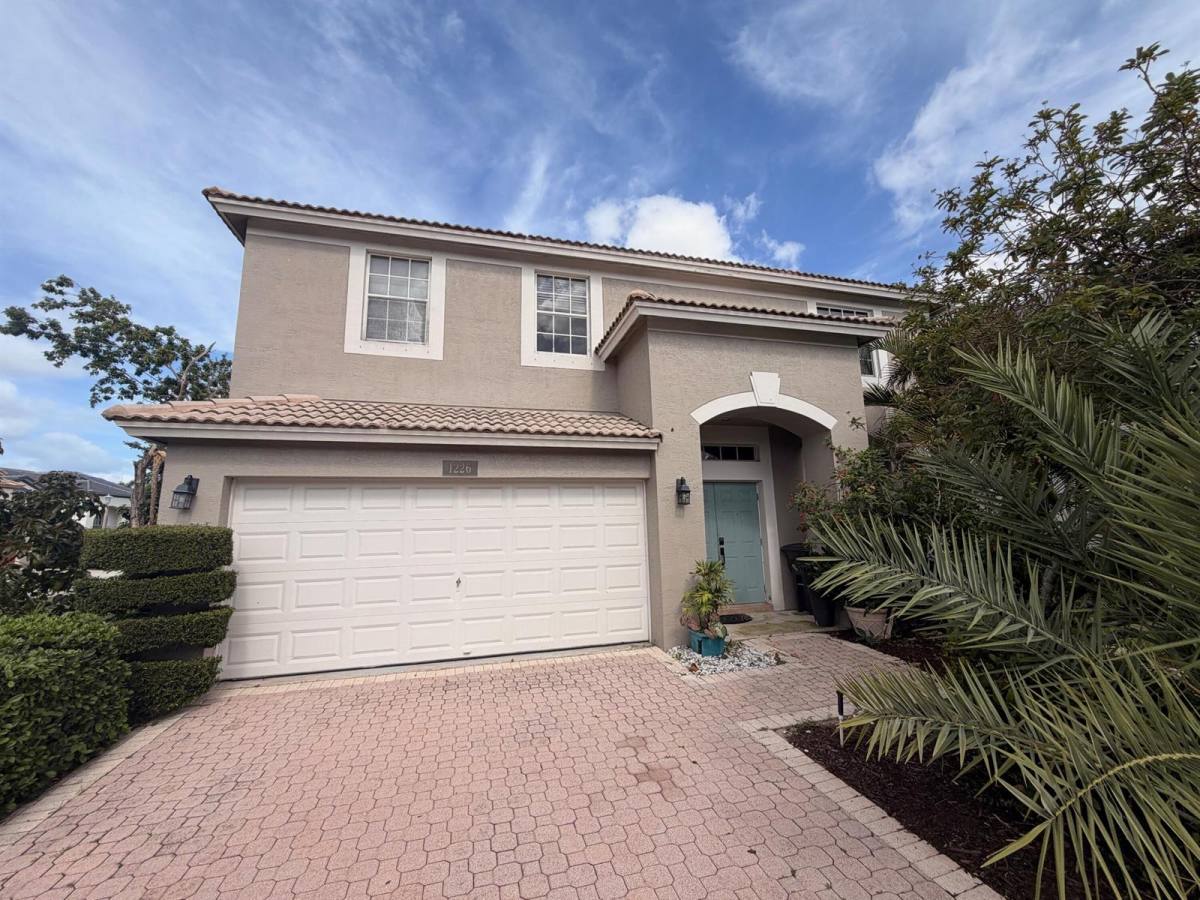 House for rent at 1226 Avondale Lane, West Palm Beach, FL 33409