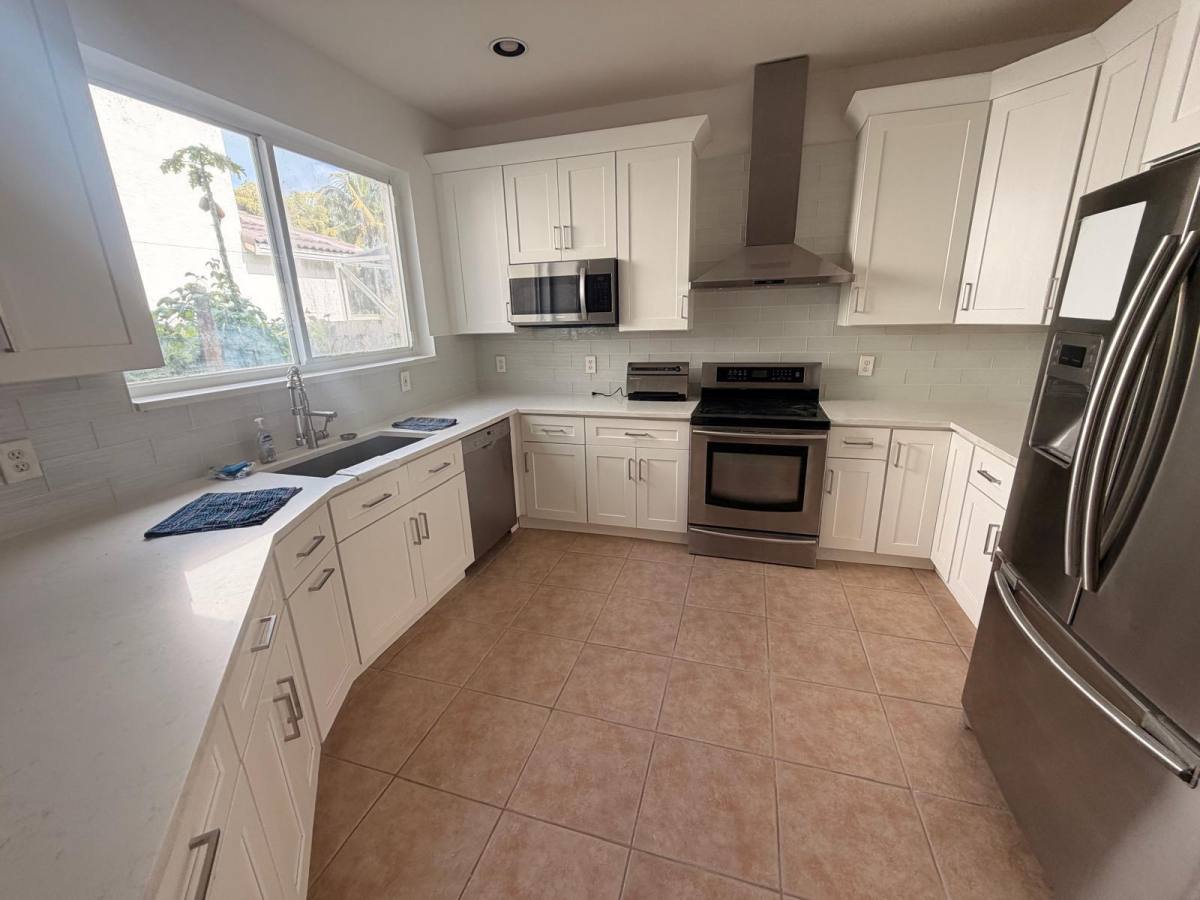 House for rent at 1226 Avondale Lane, West Palm Beach, FL 33409