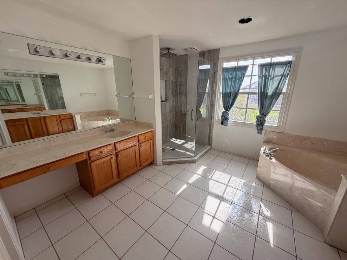 House for rent at 1226 Avondale Lane, West Palm Beach, FL 33409