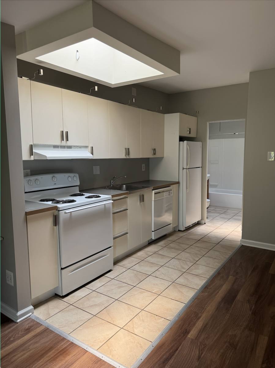 Apartment for rent at 1535 Pine St #4R, Philadelphia, PA 19102