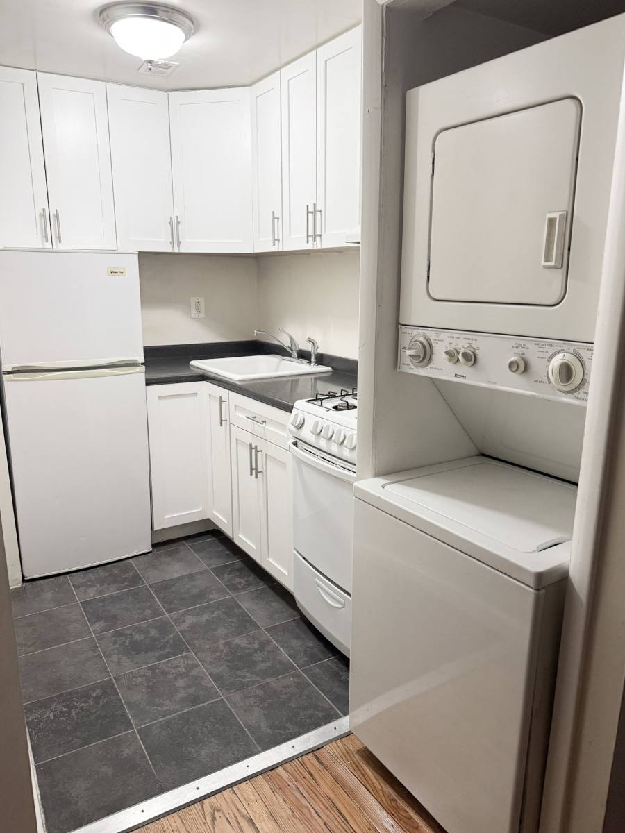 Apartment for rent at 1136 Pine St #302, Philadelphia, PA 19107