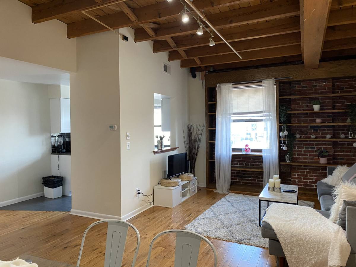 Apartment for rent at 225 Arch St #54, Philadelphia, PA 19106