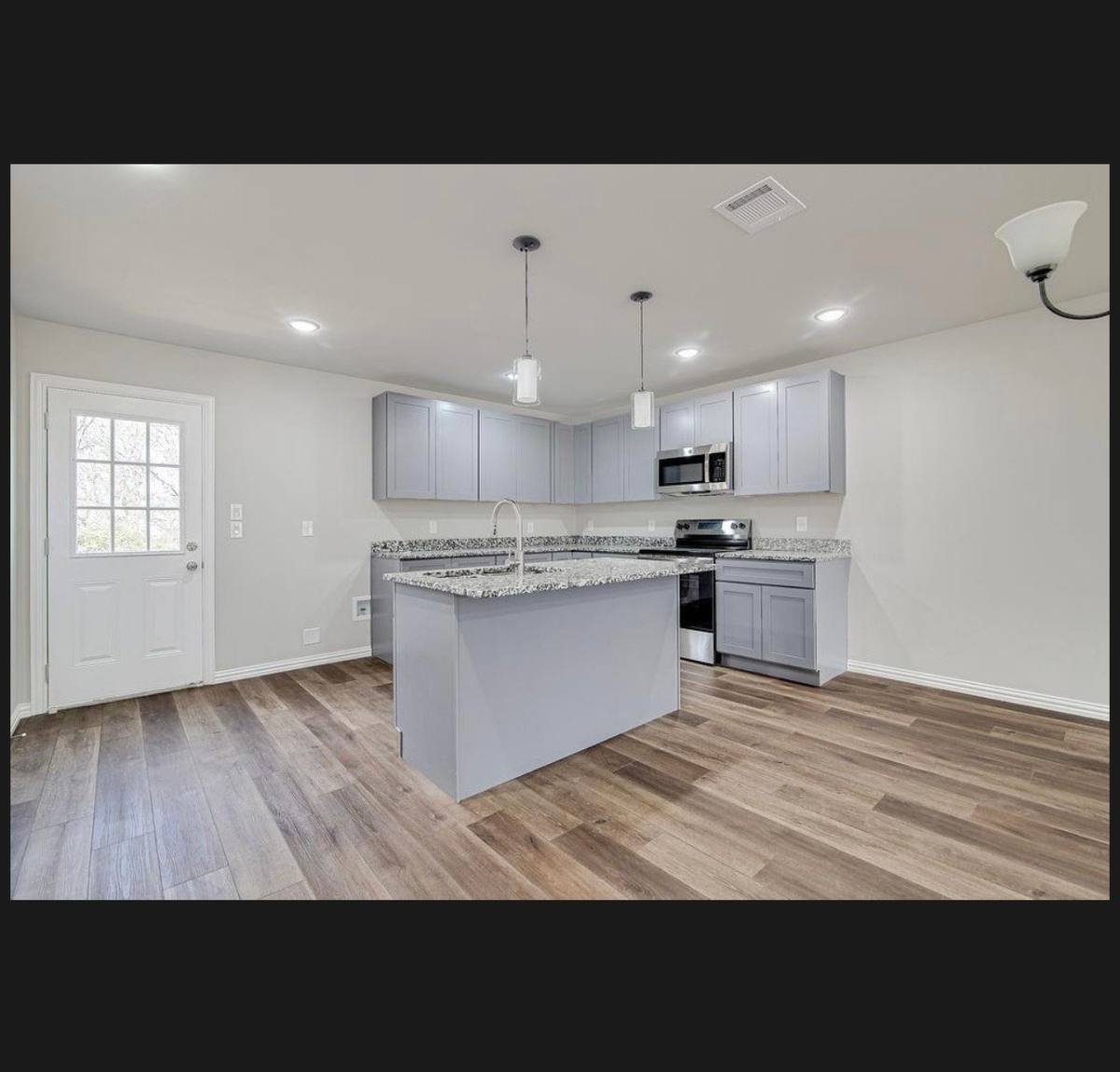 Apartment for rent at 333 N Field St #A, Burleson, TX 76028
