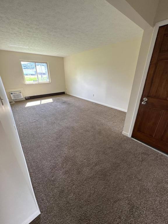 Apartment for rent at 211 Dodge Dr, Rogersville, TN 37857