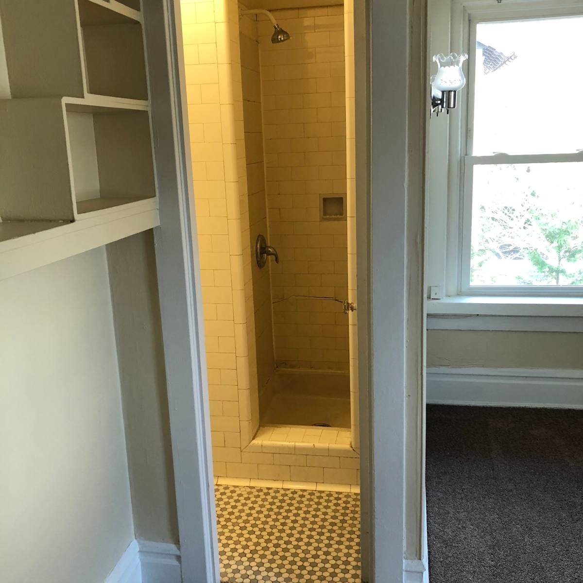 Apartment for rent at 35 N Fulton St, Allentown, PA 18102