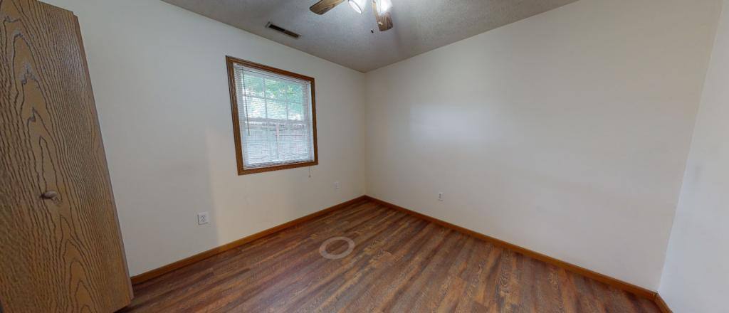 Apartment for rent at 907 W Cherry St, Marion, IL 62959