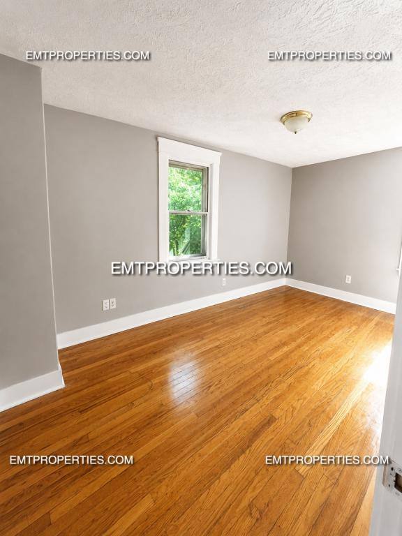 House for rent at 1223 W 5th, Lorain, OH 44052