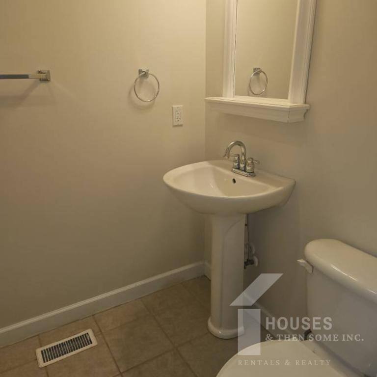 House for rent at 108 Forrest Dr, Fountain Inn, SC 29644