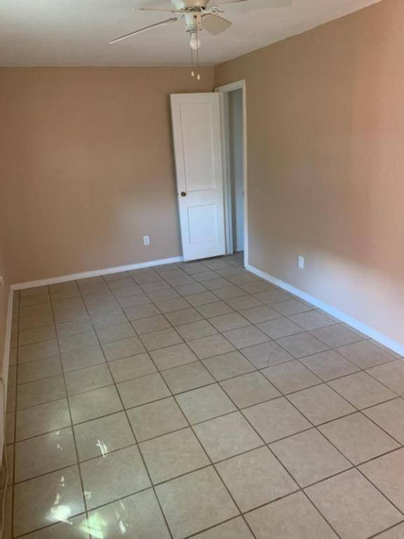 House for rent at 1507 Polk St #A Gas Water Paid, Wichita Falls, TX 76309