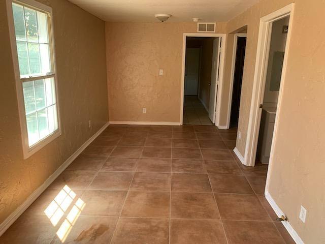 House for rent at 1507 Polk St #A Gas Water Paid, Wichita Falls, TX 76309