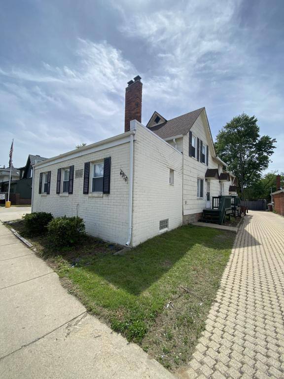 Apartment for rent at 4916 S Wayne Rd #1, Wayne, MI 48184
