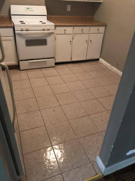 Townhouse for rent at 5140 Highpoint #27, Union City, GA 30291