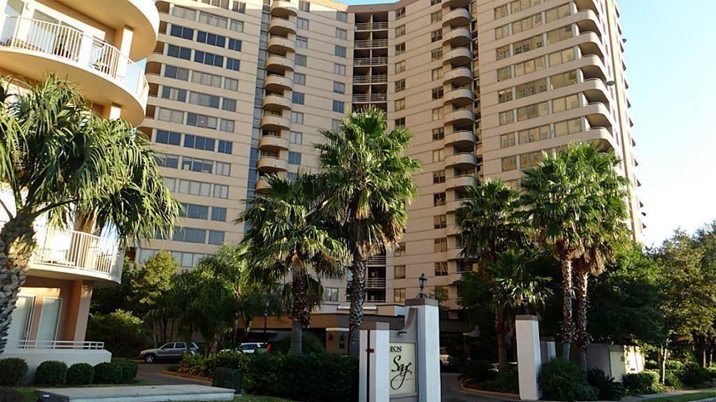 Apartment for rent at 3525 Sage Rd #702, Houston, TX 77056