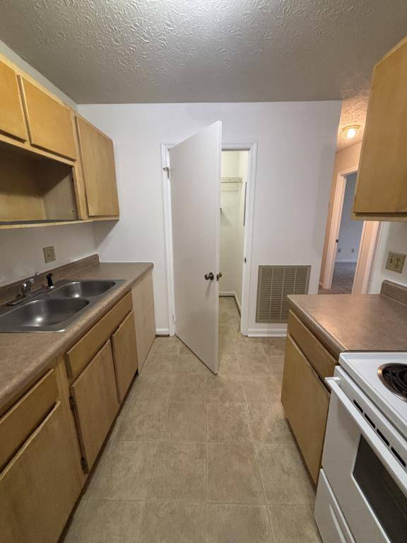 Apartment for rent at 305 Farside Dr #1, Rogersville, TN 37857