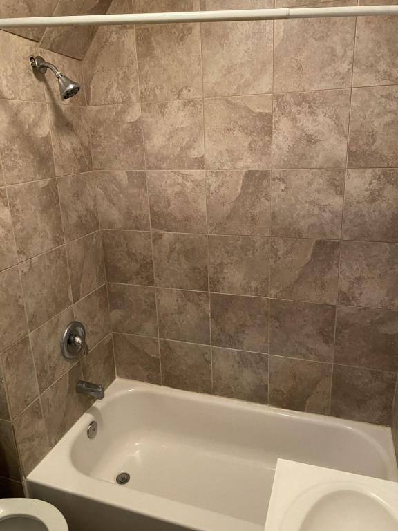 Apartment for rent at 33 N Franklin St, Allentown, PA 18102