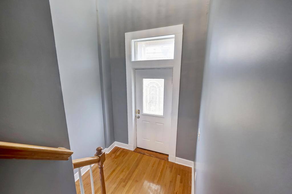 Apartment for rent at 850 Lincoln Ave #2, Cincinnati, OH 45206