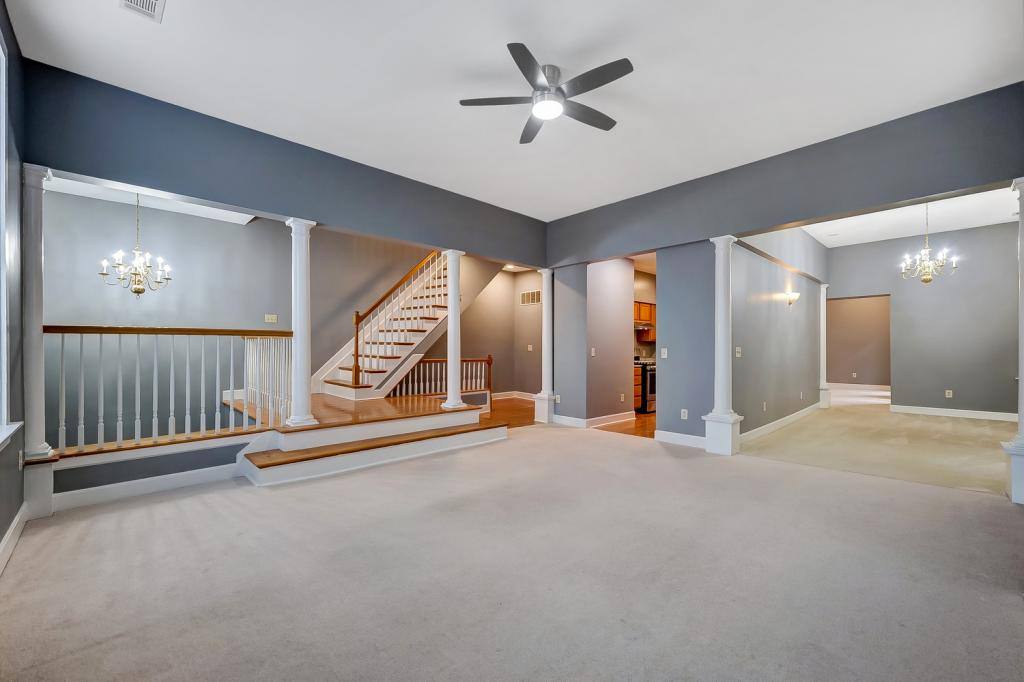 Apartment for rent at 850 Lincoln Ave #2, Cincinnati, OH 45206