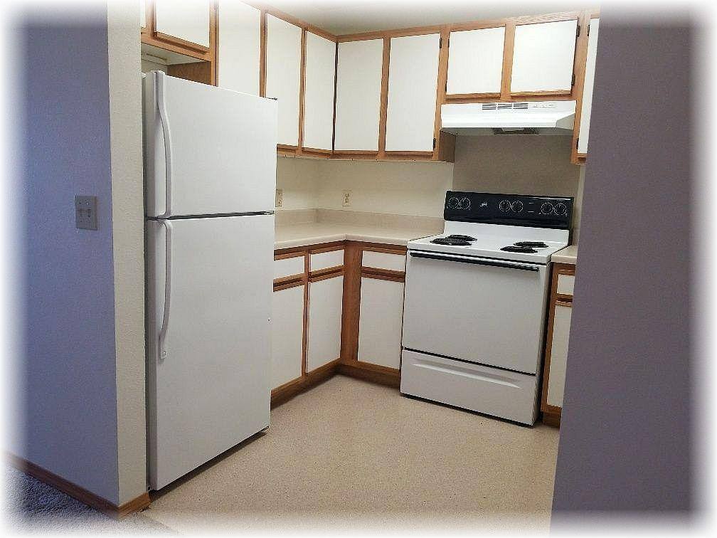 Apartment for rent at 810 E 8th St #103, Bartlesville, OK 74003