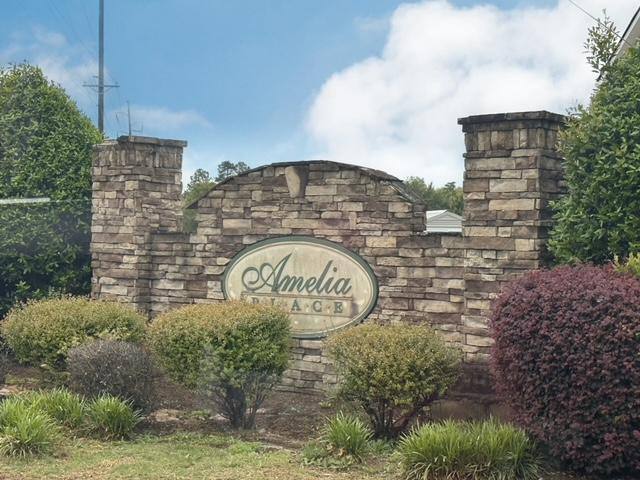 House for rent at 156 Amelia Dr, Byron, GA 31008