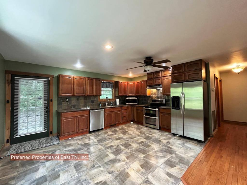 House for rent at 709 Brown Mountain Rd, Greeneville, TN 37745