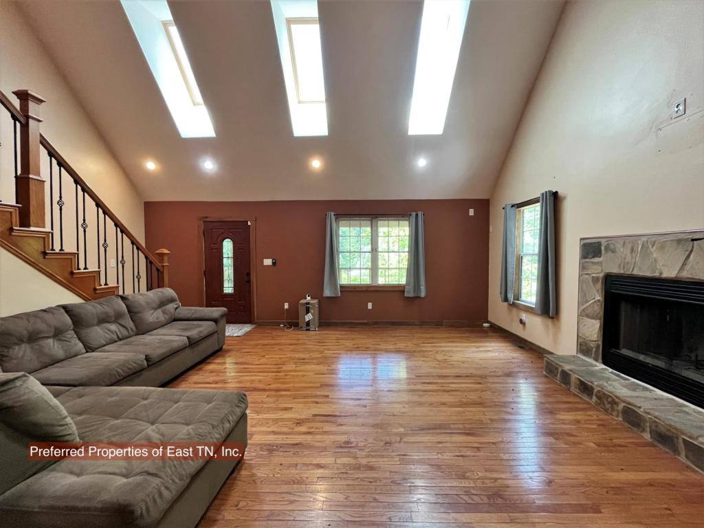 House for rent at 709 Brown Mountain Rd, Greeneville, TN 37745