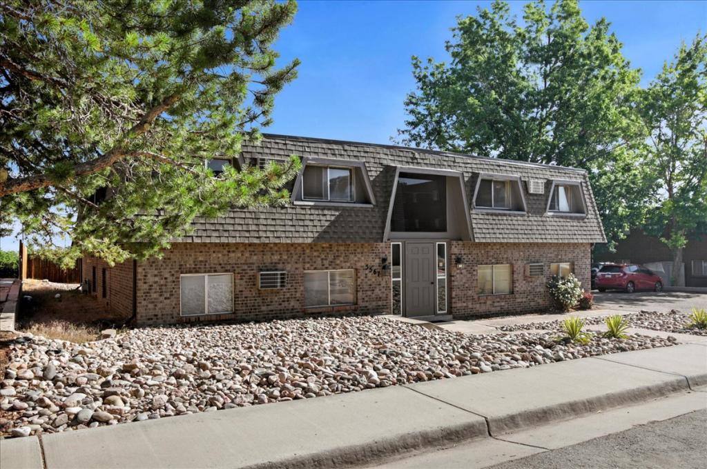 Apartment for rent at 5567 S Sherman Circle, Littleton, CO 80121