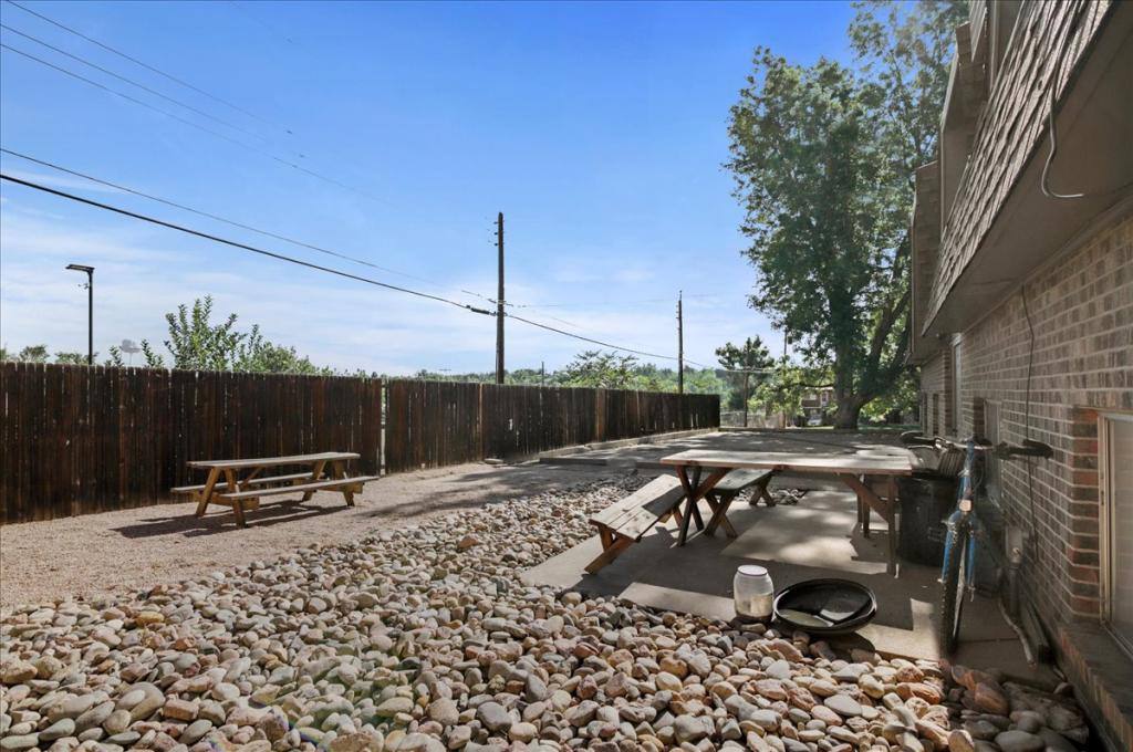 Apartment for rent at 5567 S Sherman Circle, Littleton, CO 80121