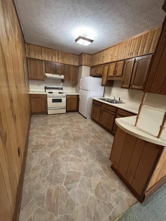 Apartment for rent at 101 W Broadway St, Rogersville, TN 37857