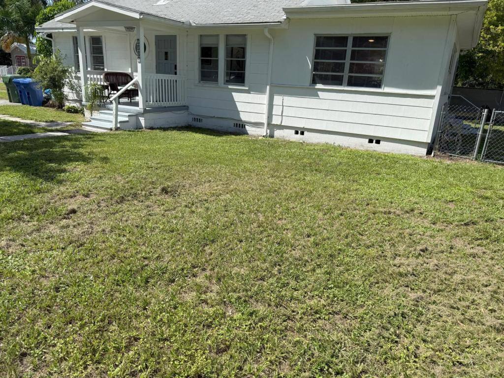 House for rent at 2004 20th Ave W, Bradenton, FL 34205