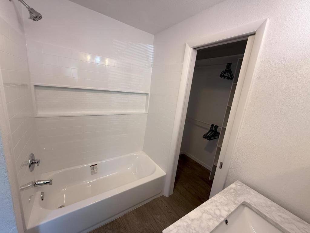 House for rent at 2004 20th Ave W, Bradenton, FL 34205