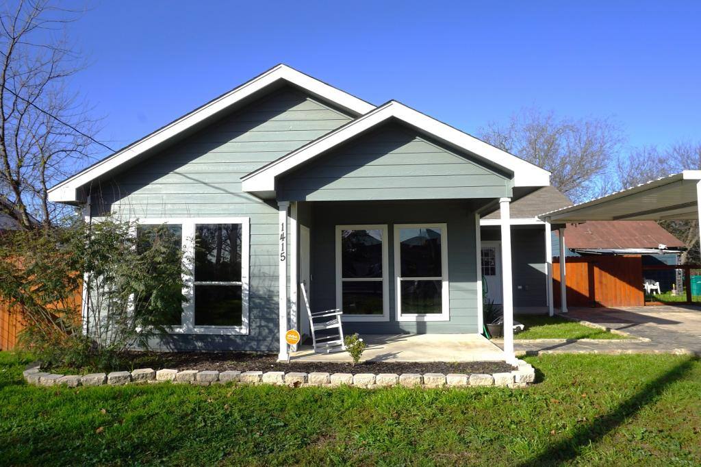 House for rent at 1415 Semlinger Rd, San Antonio, TX 78220