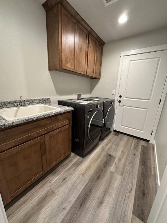 Townhouse for rent at 1149 Annalise St, Central Point, OR 97502