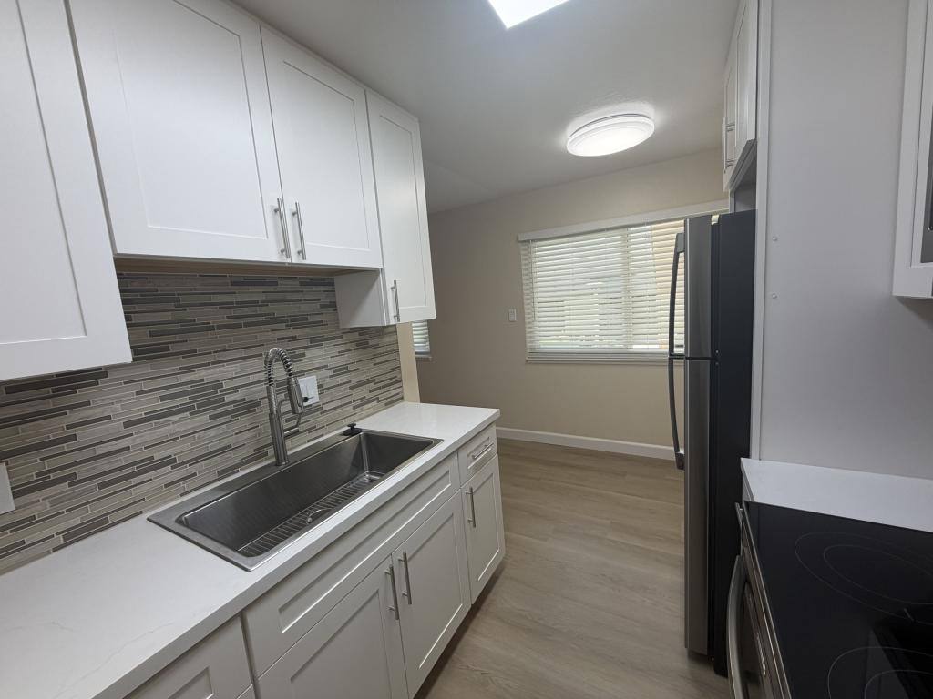 Apartment for rent at 1656 Newhall St, Santa Clara, CA 95050