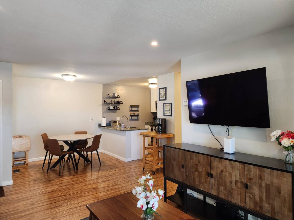 Condo for rent at 5450 Concord Blvd, Concord, CA 94521