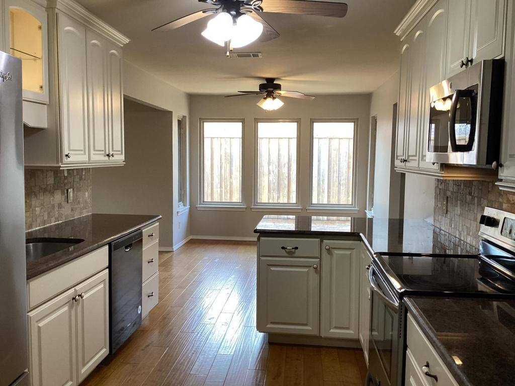 House for rent at 2841 Southridge Dr, Grapevine, TX 76051