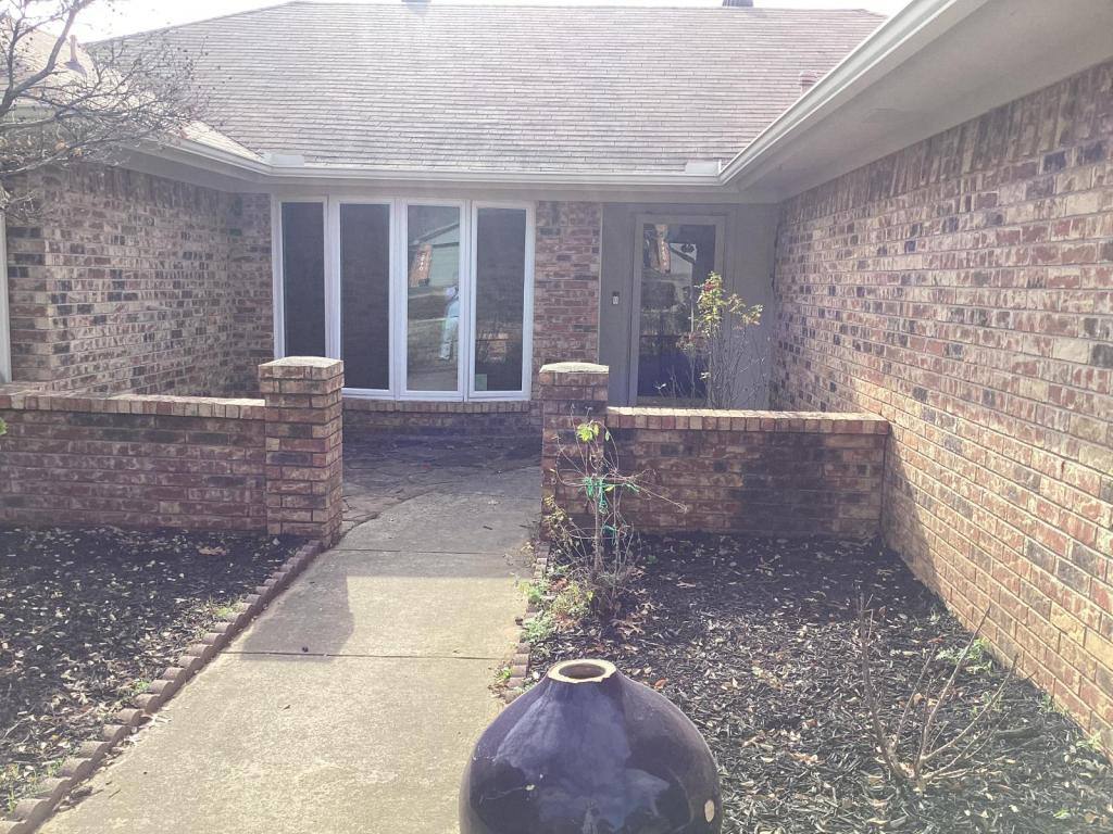 House for rent at 2841 Southridge Dr, Grapevine, TX 76051