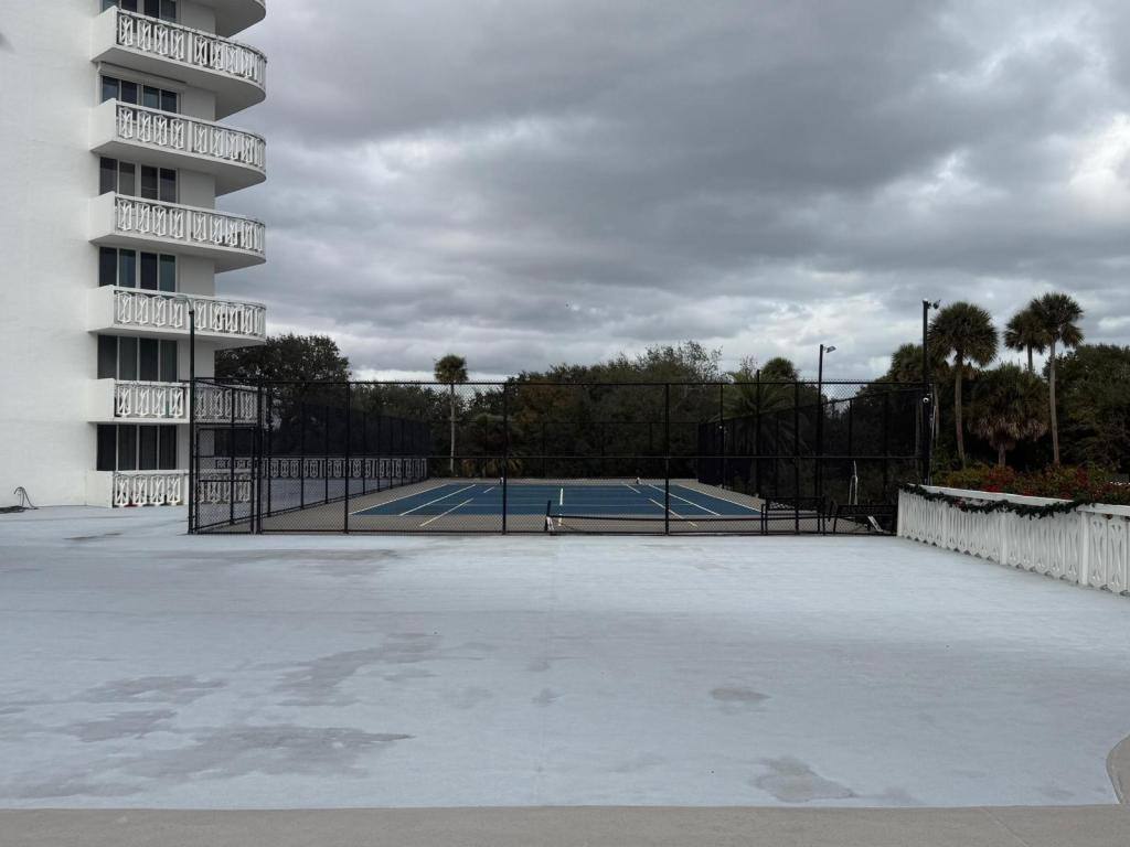 Condo for rent at 925 N Halifax Ave, Daytona Beach, FL 32118