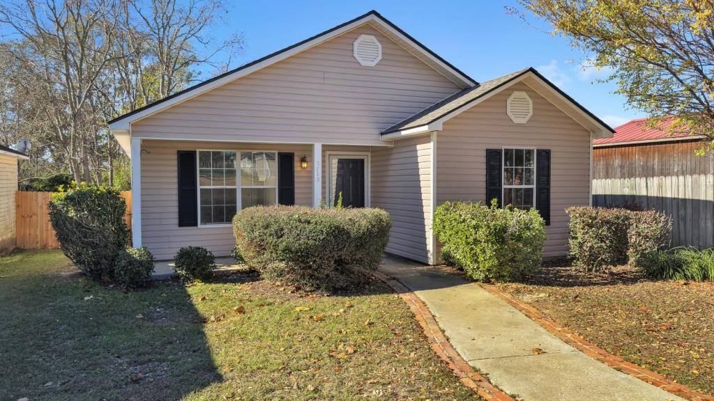 House for rent at 3713 Mulligan Rd, Valdosta, GA 31605