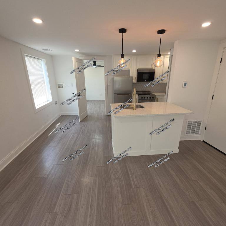 Apartment for rent at 4042 Harrison St #302, Kansas City, MO 64110